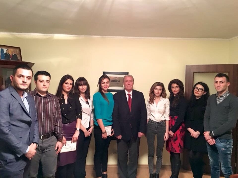 IRSEA's President and Founder, H.E. Ambassador Gheorghe Săvuică, successfully holds the Applied Diplomacy course of 2015