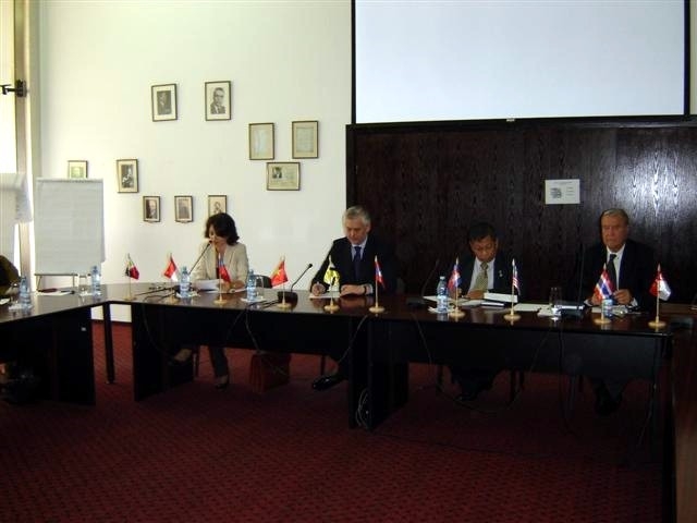 Conferinta organizata de IRSEA dedicata celei de –a 45 –a aniversari a crearii ASEAN 