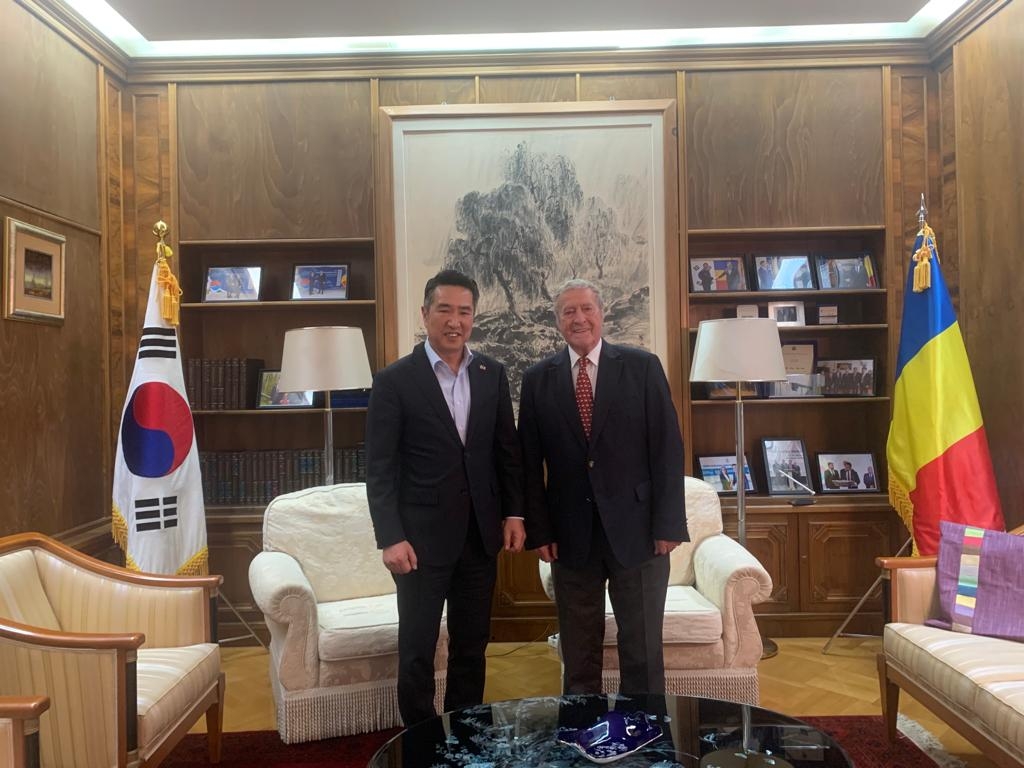 IRSEA’s President and Founder,  Ambassador (p) Gheorghe Savuica, Meets H.E. RIM Kap-soo, Ambassador of the Republic of Korea to Romania